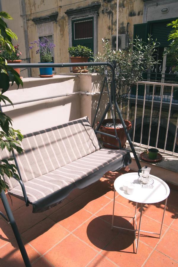 Ferienwohnung La Casa Del Nespolo, 2 Terrazzi E 2 Bagni In Centro Neapel Exterior foto