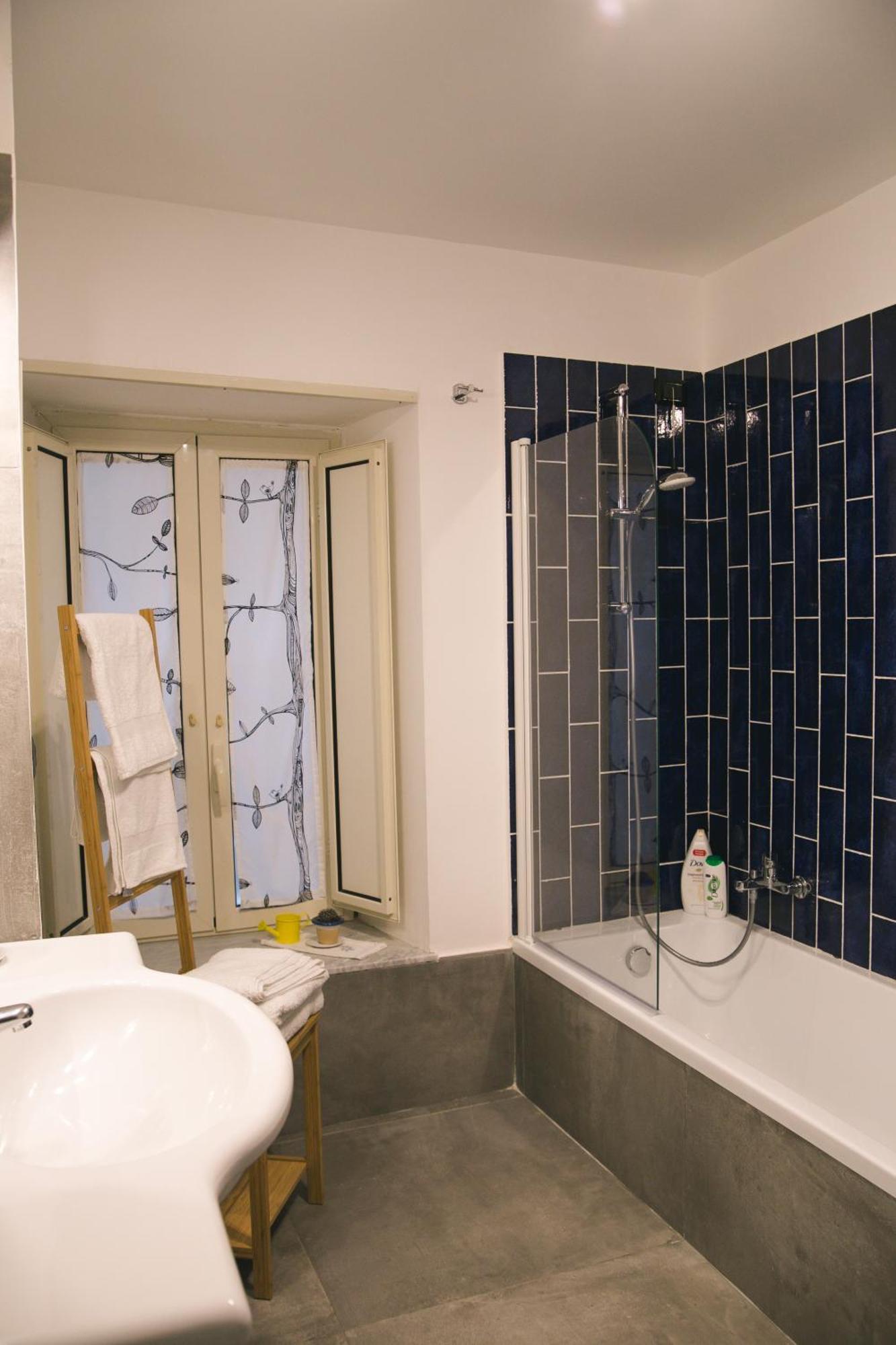 Ferienwohnung La Casa Del Nespolo, 2 Terrazzi E 2 Bagni In Centro Neapel Exterior foto